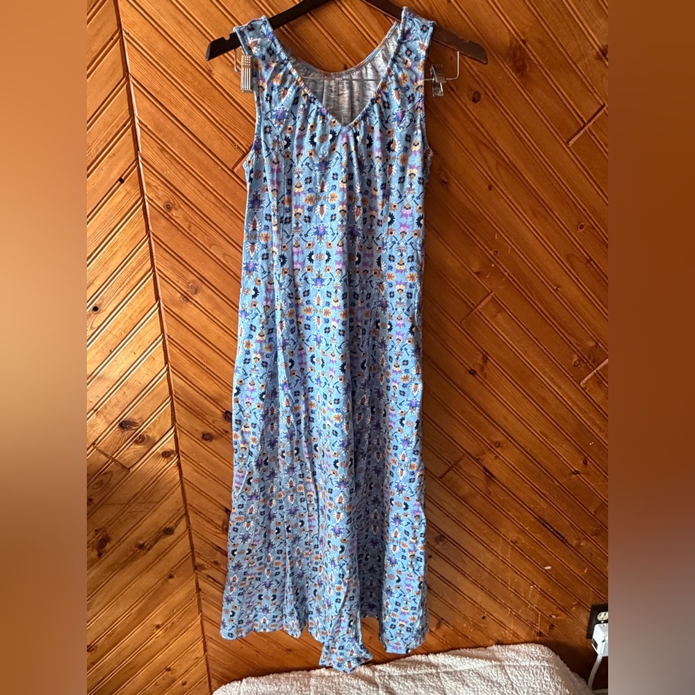 Floral maxi dress with pockets XS